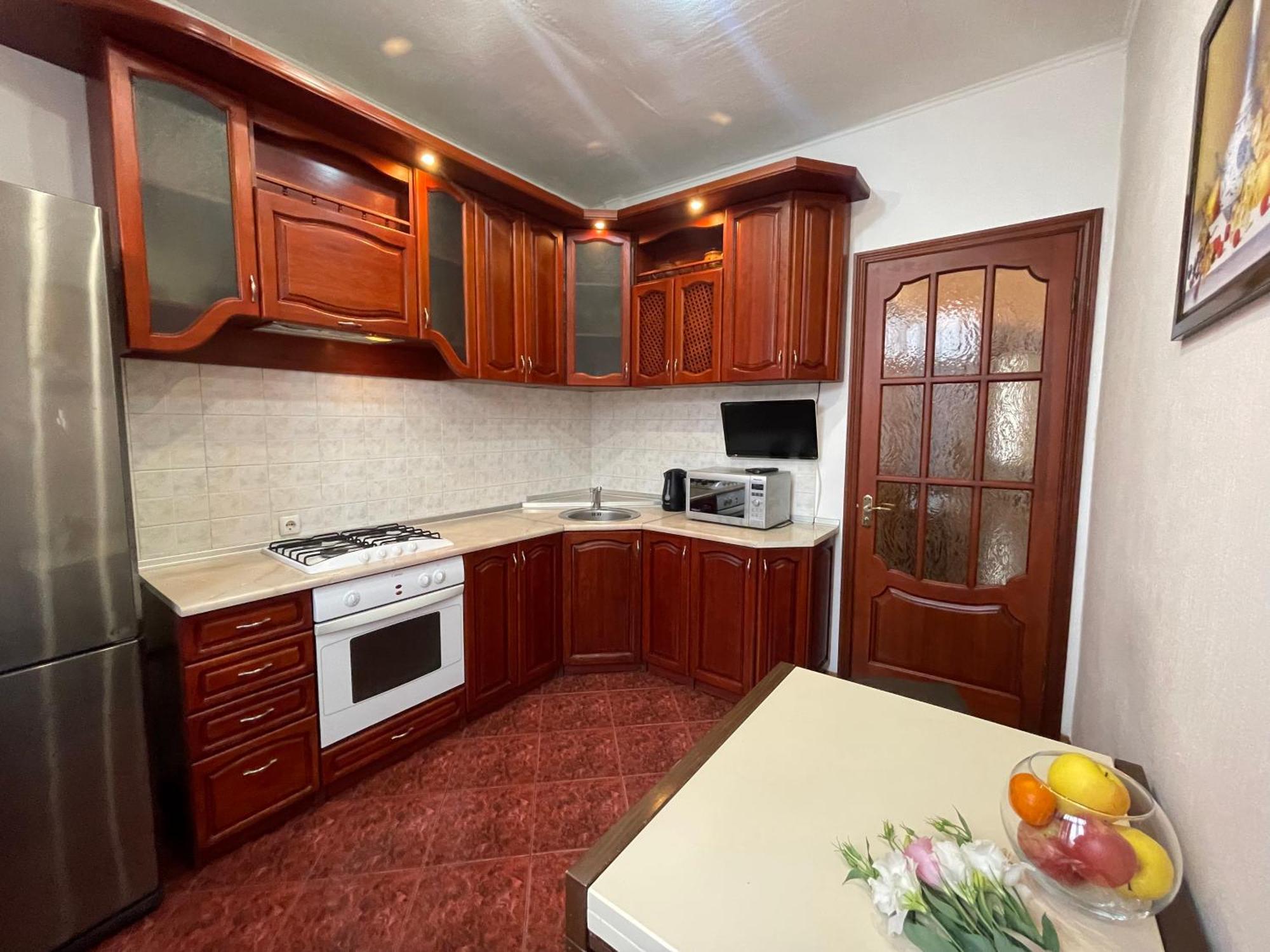 Pavlovskaya Square Apartment Kharkiv Bagian luar foto