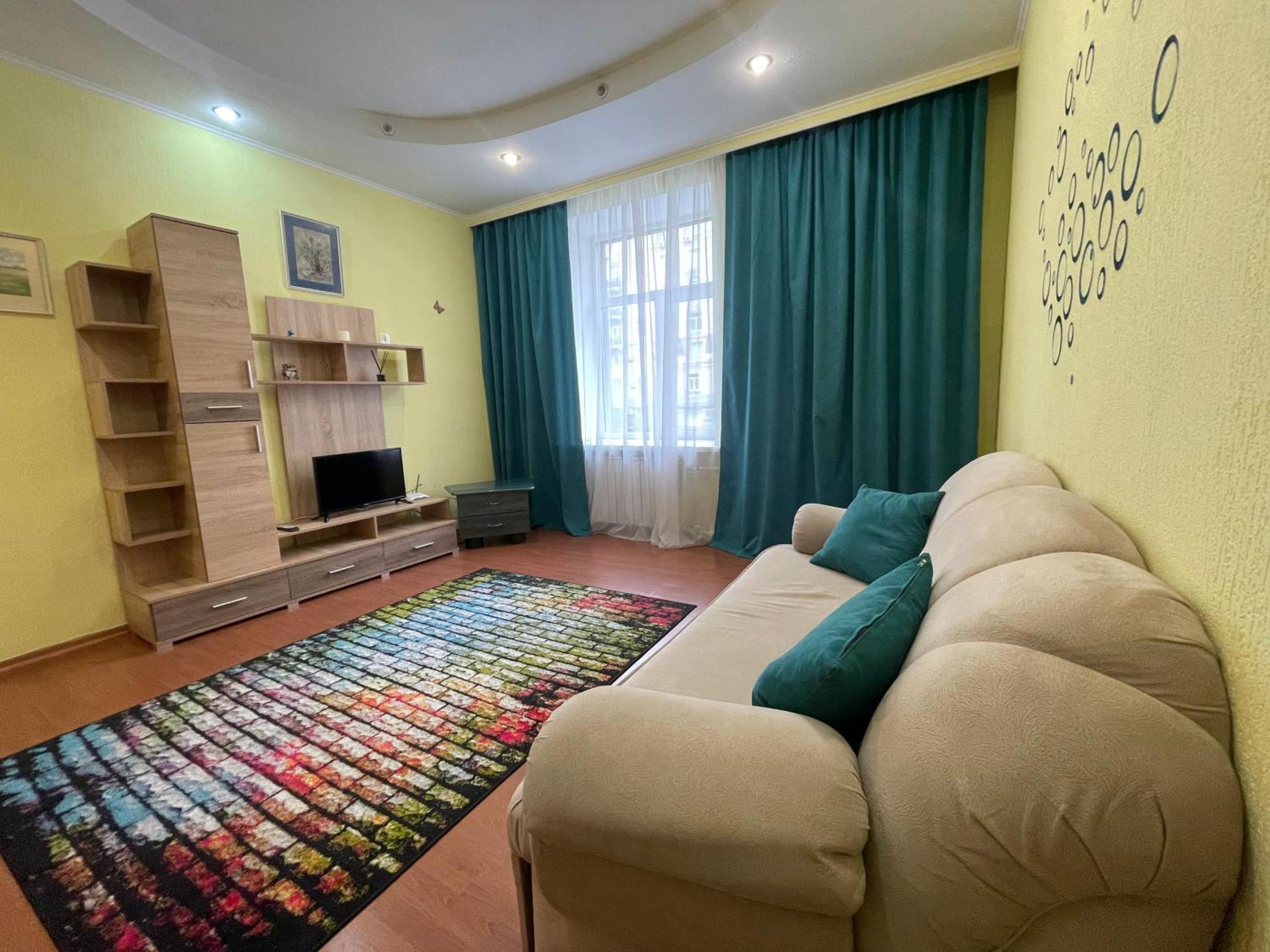 Pavlovskaya Square Apartment Kharkiv Bagian luar foto